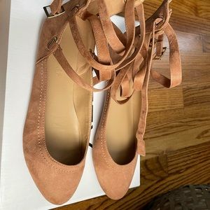 Beige Zaitz ALDO flats